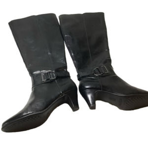 Aerosoles Black Leather Expandable Calf heeled boots size 9.5‎